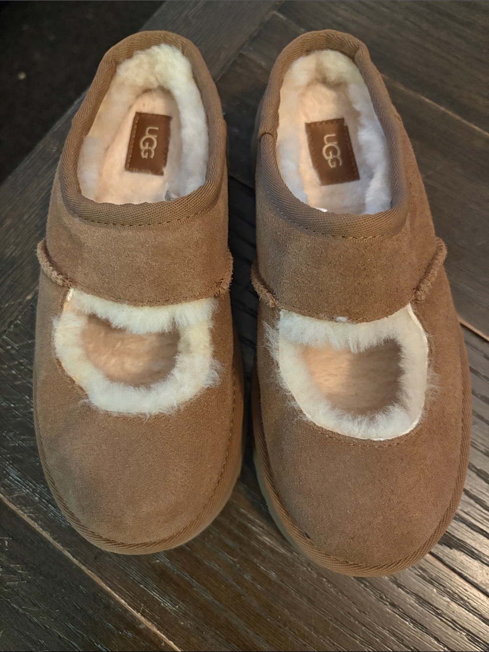 UGG Chestnut Suede Mary Jane Shearling Clogs - Chestnut neon